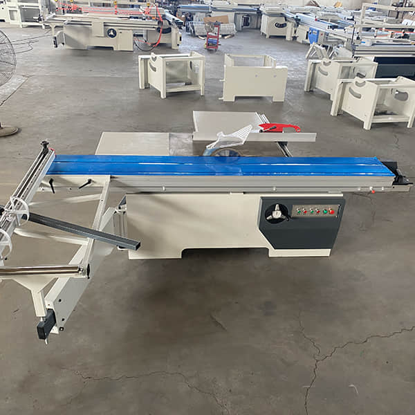 Panel saw machine